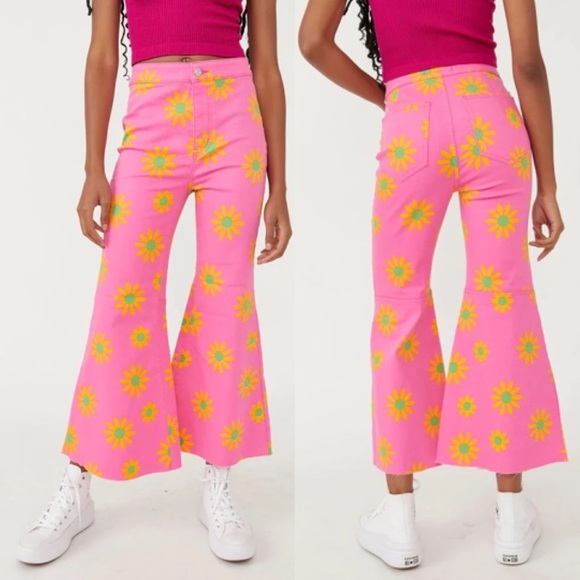 Free People Pants - Free People Youthquake Sunflower Printed Crop Flare Pant Lipstick Pink 28 NWT